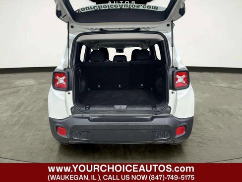 Used 2020 Jeep Renegade Latitude AWD/4WD image 15