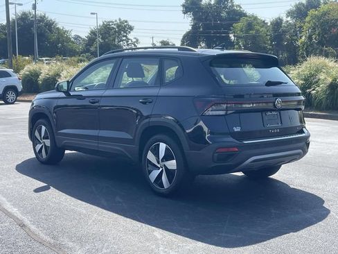 Used 2025 Volkswagen Taos S AWD/4WD image 5
