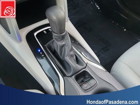 Used 2023 Toyota Corolla Cross L FWD image 19