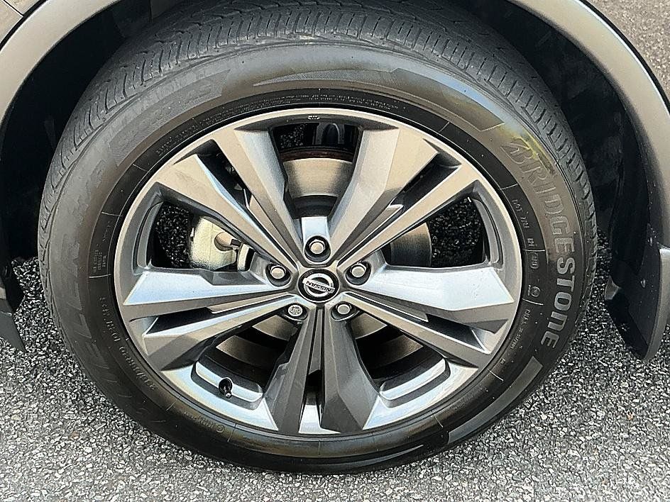 Certified 2022 Nissan Murano Platinum w/ Cargo Package AWD/4WD image 11