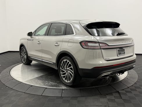 Used 2019 Lincoln Nautilus Reserve FWD image 5