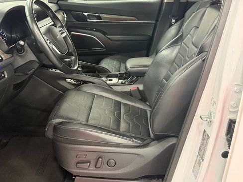 Used 2022 Kia Telluride SX w/ SX Prestige Package image 13