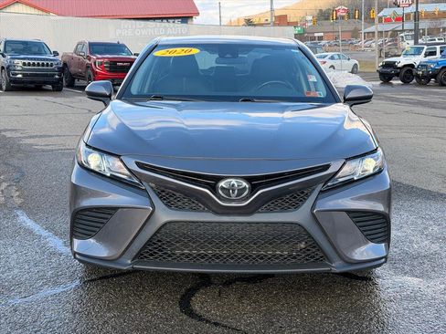 Used 2020 Toyota Camry SE image 9
