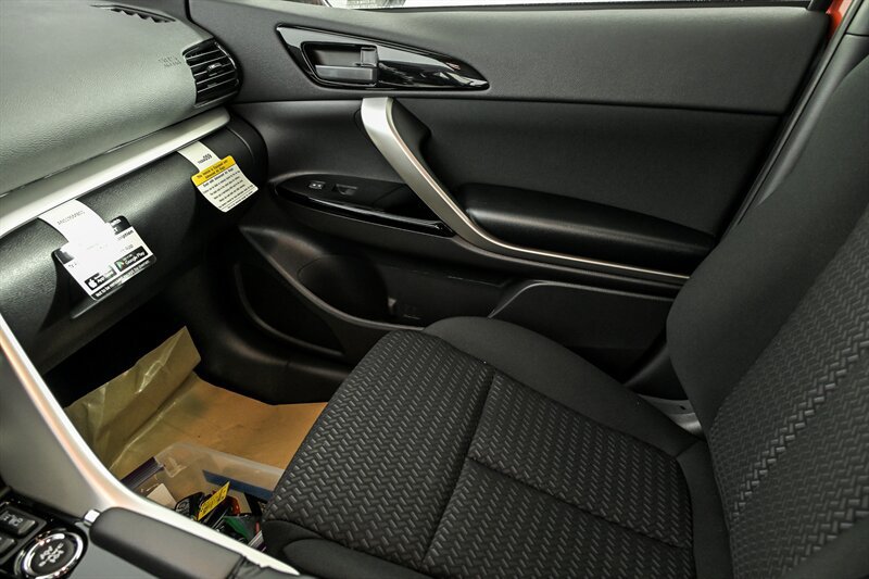 New 2026 Mitsubishi Eclipse Cross LE AWD/4WD image 26