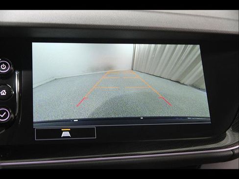 Used 2023 Buick Envision Essence AWD/4WD image 13