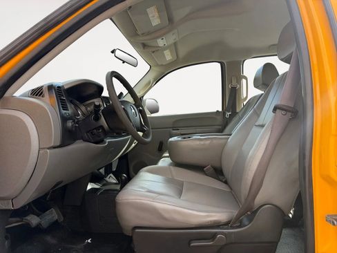 Used 2009 Chevrolet Silverado 2500 W/T image 10