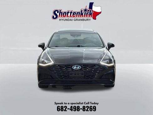 Used 2020 Hyundai Sonata Limited w/ Cargo Package FWD image 2