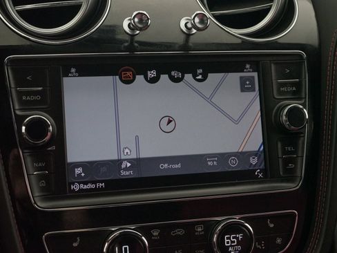 Used 2020 Bentley Bentayga AWD/4WD image 13