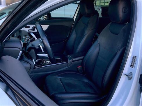 Used 2019 Mercedes-Benz A 220 image 7