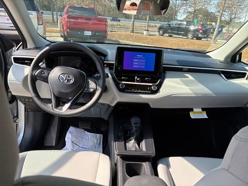 New 2026 Toyota Corolla Cross LE image 17