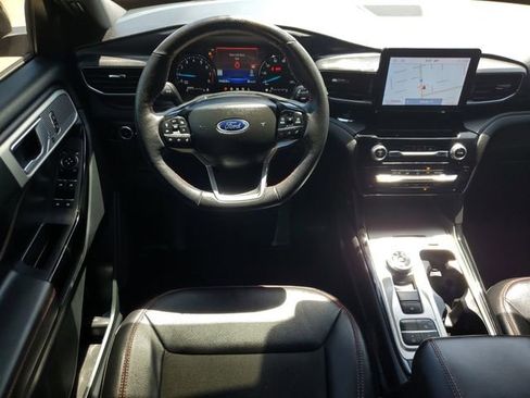 Used 2023 Ford Explorer ST-Line w/ Class IV Trailer Tow Package RWD image 11