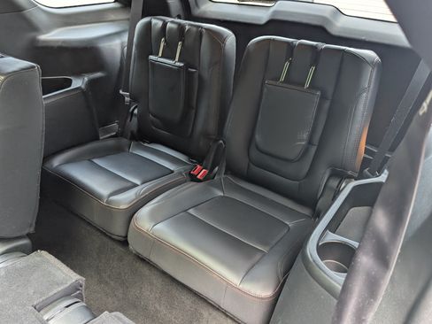 Used 2018 Ford Explorer Sport w/ Equipment Group 401A AWD/4WD image 20
