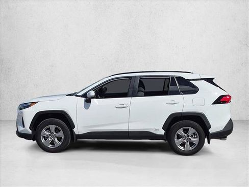 Certified 2025 Toyota RAV4 XLE w/ Convenience Package AWD/4WD image 9