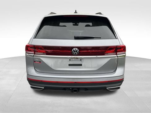 New 2026 Volkswagen Atlas SE image 6