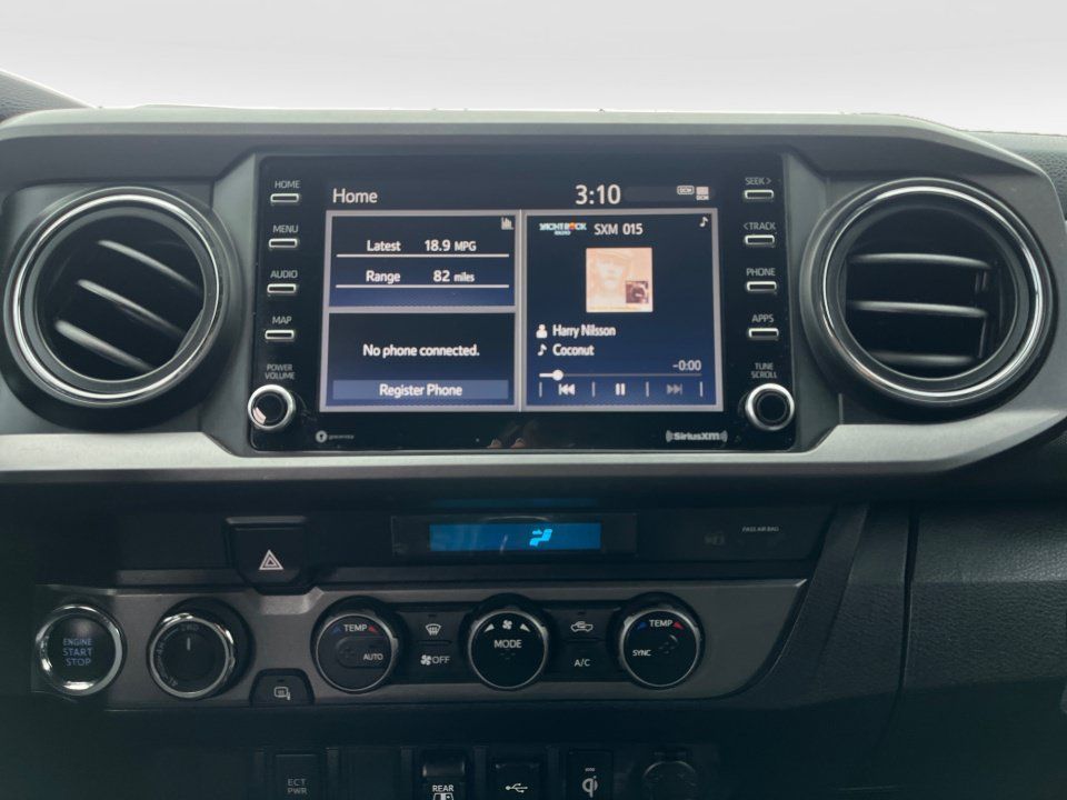 Used 2021 Toyota Tacoma TRD Sport AWD/4WD image 17