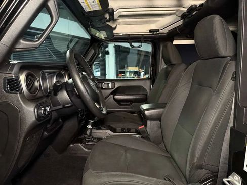 Used 2018 Jeep Wrangler Sport AWD/4WD image 21