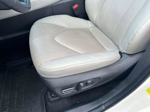 Used 2024 Toyota Grand Highlander Limited image 21