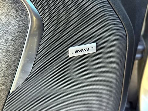 Used 2022 Chevrolet Tahoe Z71 w/ Luxury Package image 16