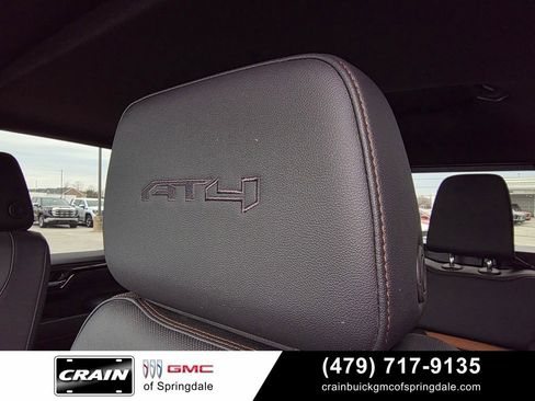 Used 2025 GMC Sierra 1500 AT4 w/ AT4 Premium Package AWD/4WD image 21