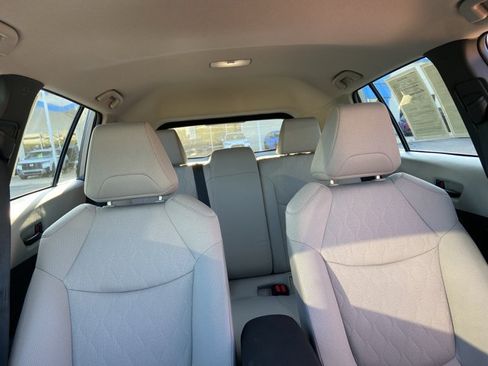 Used 2026 Toyota Corolla Cross L FWD image 19