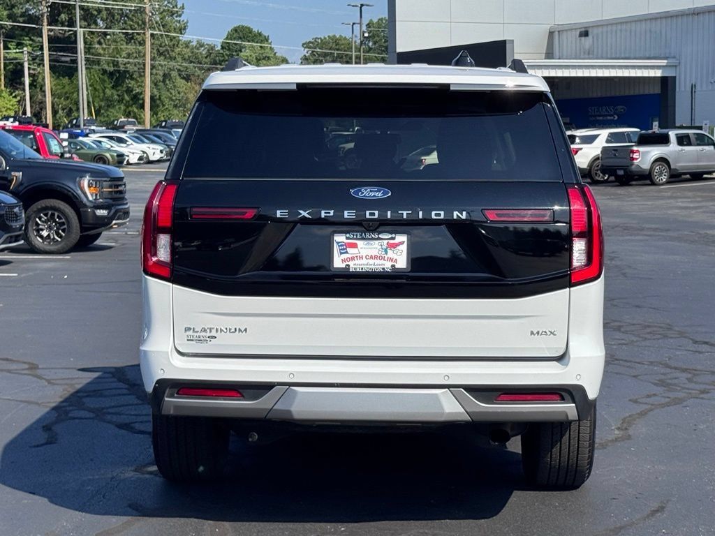 Used 2025 Ford Expedition Max Platinum AWD/4WD image 21