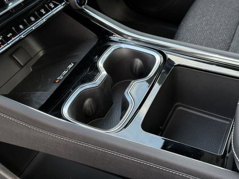 New 2026 Chevrolet Traverse LT w/ Sun and Wheel Package image 21