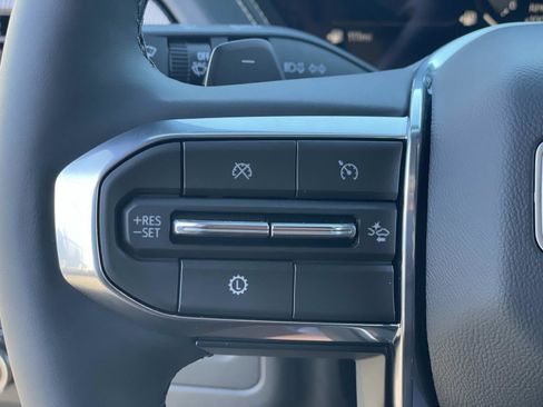 New 2026 GMC Yukon Elevation image 11