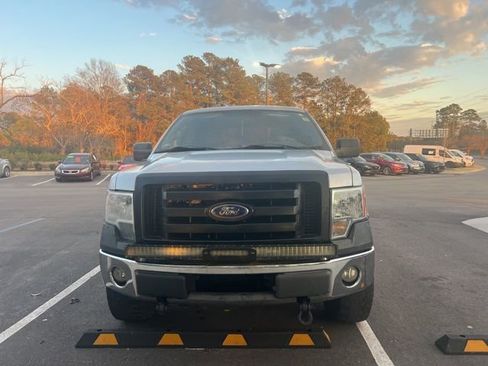 Used 2010 Ford F150 2WD SuperCrew image 2