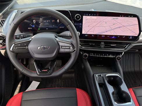 New 2026 Chevrolet Equinox EV RS image 10