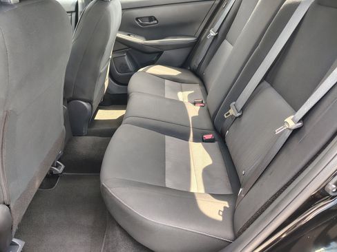 Used 2025 Nissan Sentra SV FWD image 25