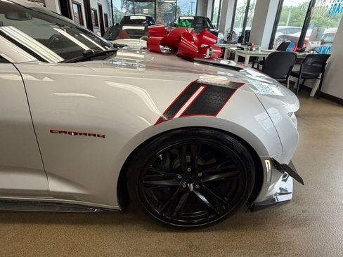Used 2018 Chevrolet Camaro SS w/ Redline Edition RWD image 16