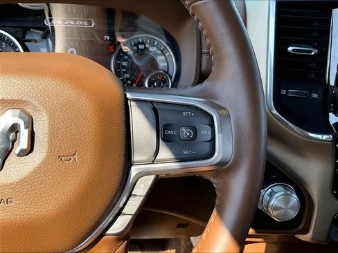 Used 2021 RAM 1500 Laramie AWD/4WD image 21