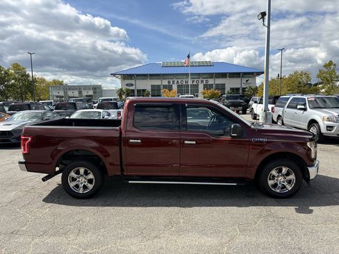 Used 2017 Ford F150 XLT w/ Equipment Group 302A Luxury RWD image 4