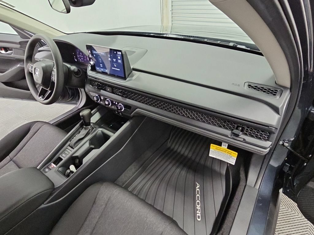 New 2026 Honda Accord LX image 34