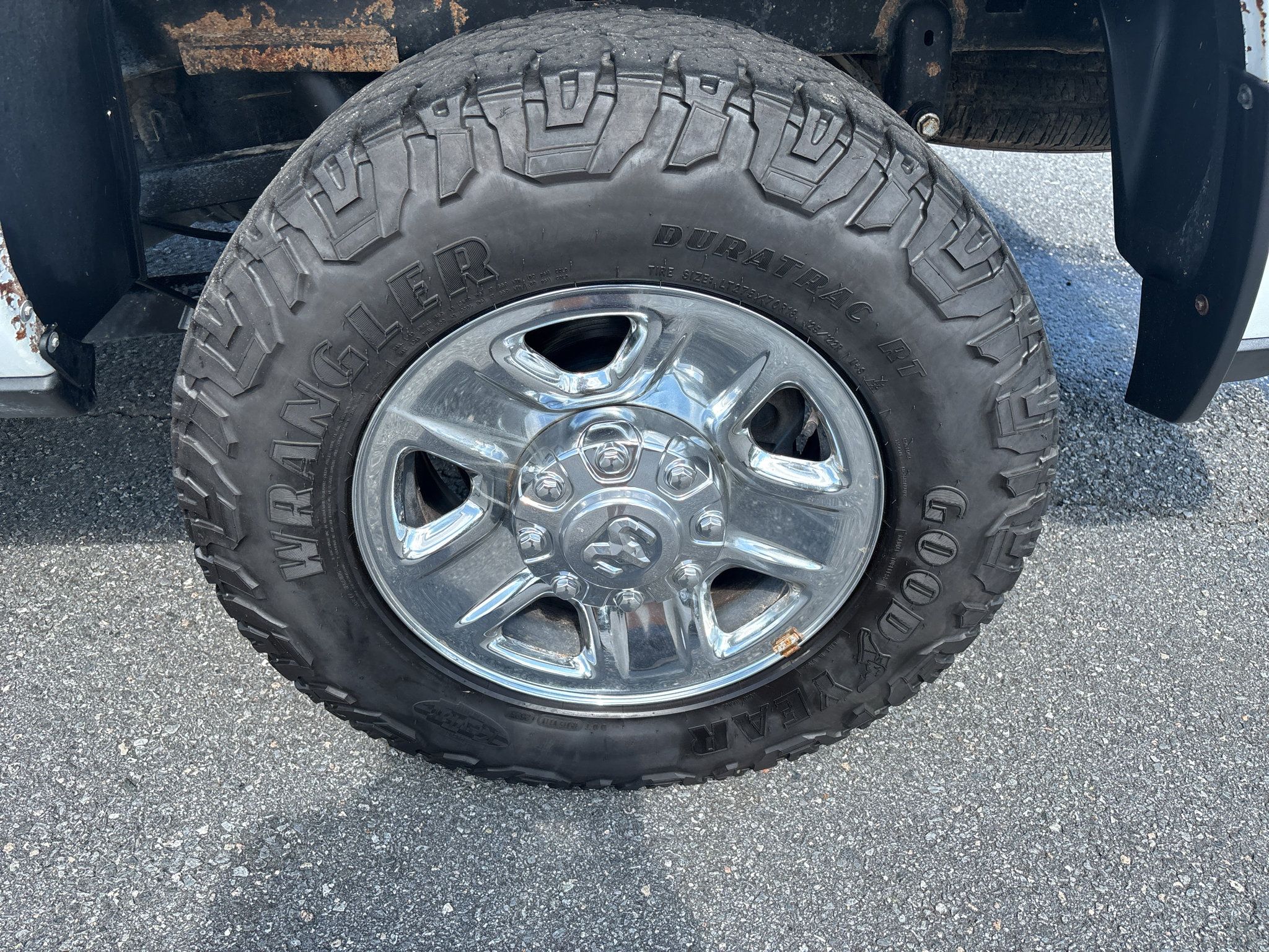 Used 2022 RAM 2500 Tradesman w/ Chrome Appearance Group AWD/4WD image 26