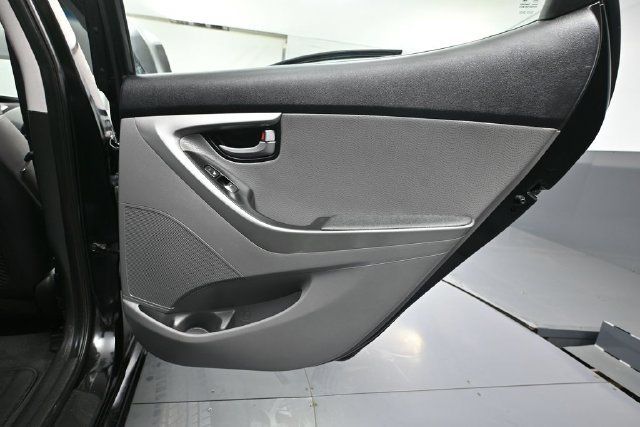 Used 2012 Hyundai Elantra Limited w/ Technology Pkg 5 FWD image 33