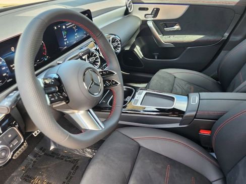 New 2025 Mercedes-Benz CLA 250 4MATIC image 12