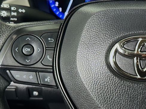 Used 2022 Toyota Corolla LE FWD image 13