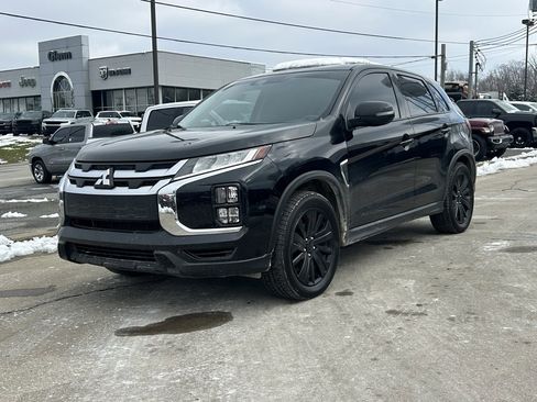 Used 2023 Mitsubishi Outlander Sport AWD image 2