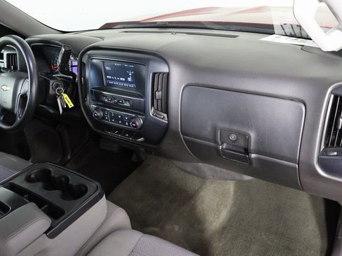 Used 2018 Chevrolet Silverado 1500 Custom image 9
