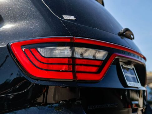 Used 2018 Dodge Durango SRT w/ Technology Group image 7