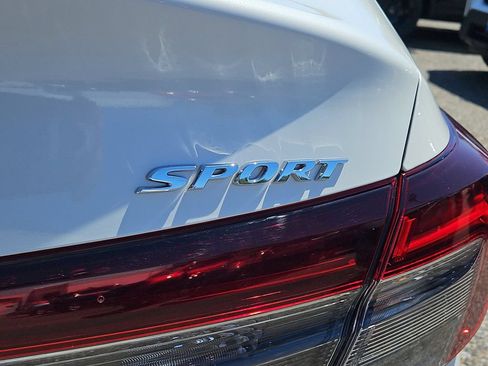 Certified 2025 Honda Civic Sport image 12