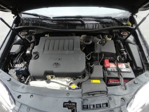 Used 2015 Toyota Camry XSE FWD image 18