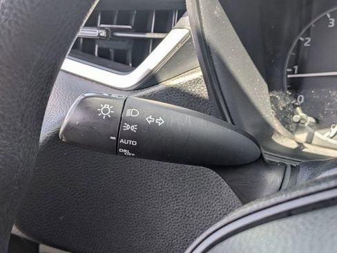 Used 2023 Toyota Corolla LE FWD image 14
