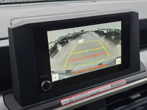 Certified 2025 Toyota Tacoma TRD Off-Road image 32