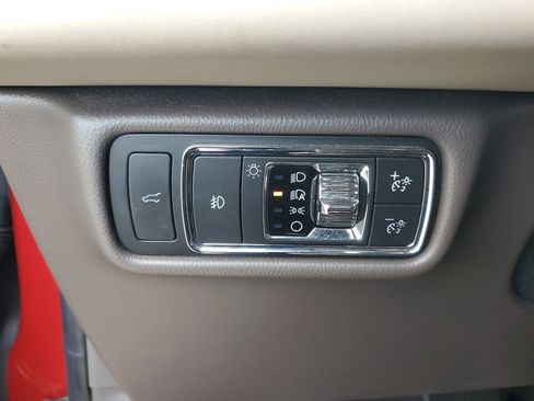 Used 2020 Lincoln Aviator Reserve image 25