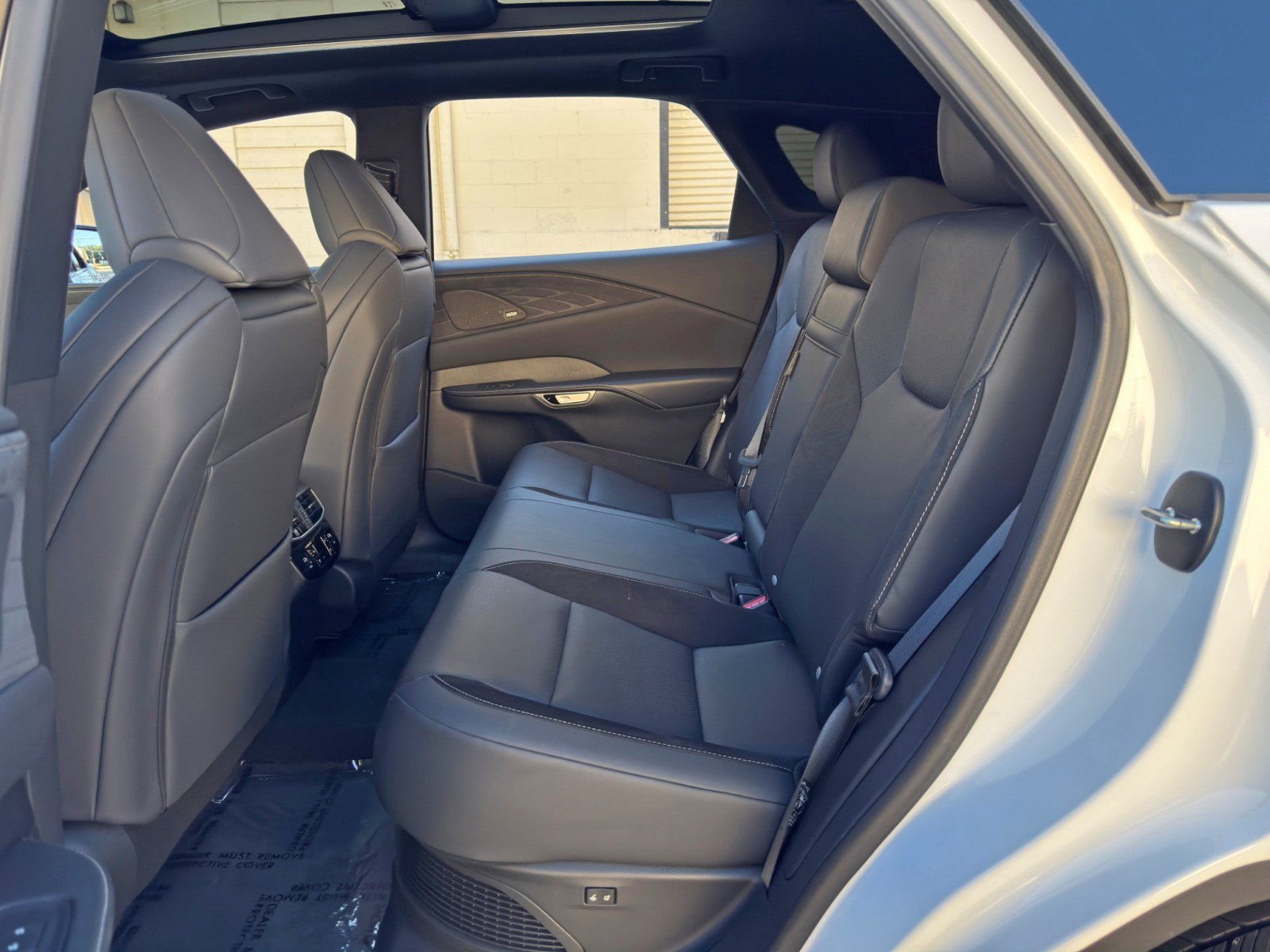 Used 2023 Lexus RX 500h F Sport w/ Cold Area Package AWD/4WD image 41