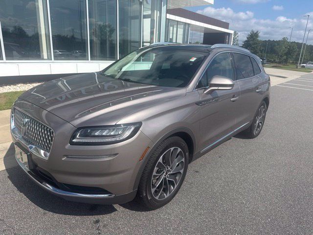 Used 2021 Lincoln Nautilus Reserve w/ Cargo Utility Package FWD image 2
