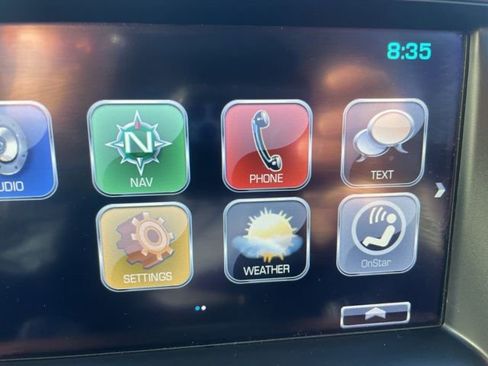 Used 2019 GMC Acadia Denali image 4