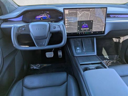 Used 2023 Tesla Model X image 16